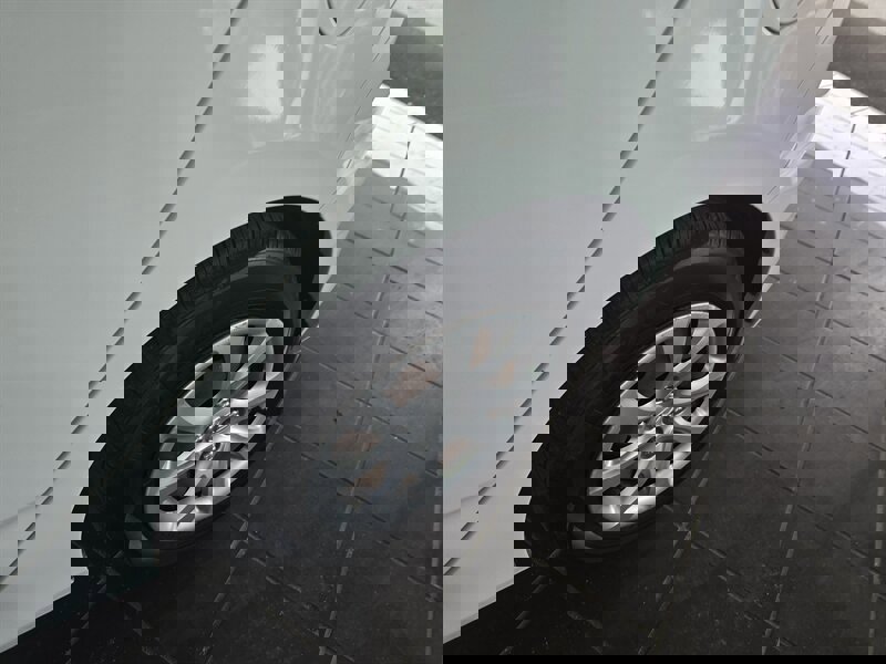 Used 2013 Hyundai Accent GS image 28