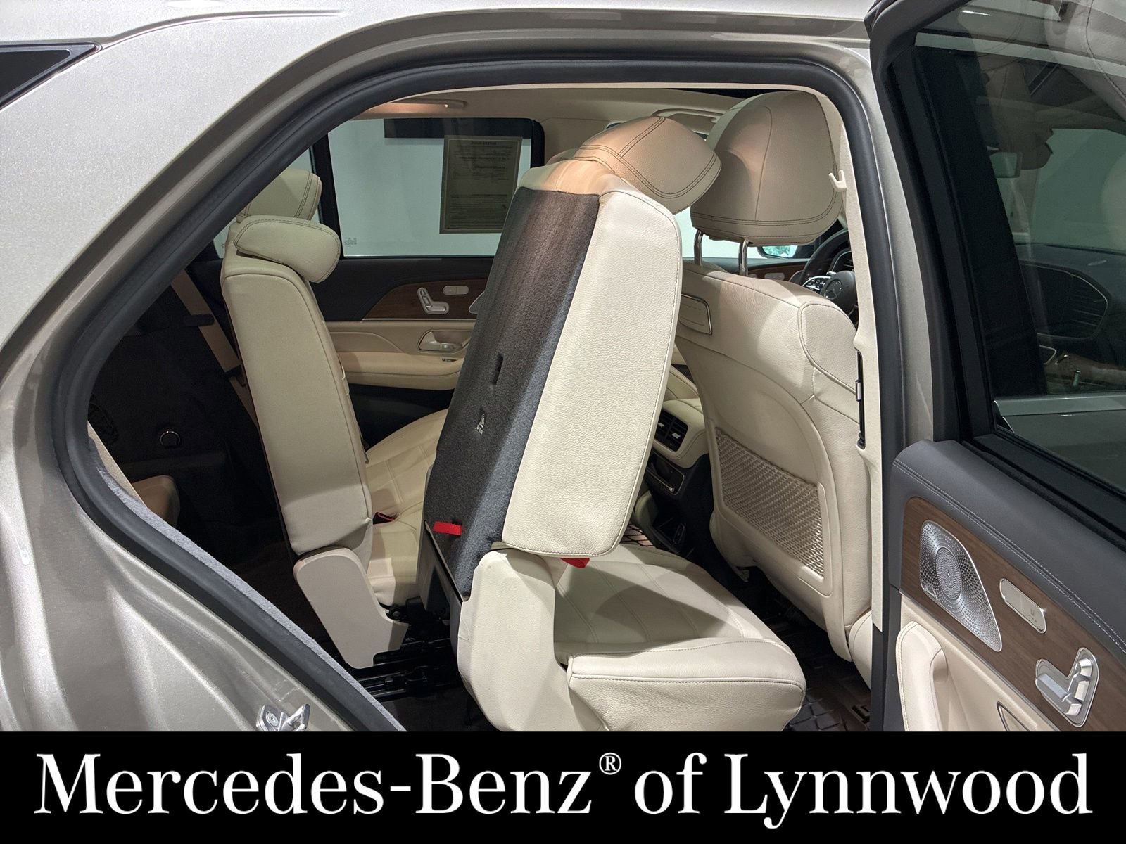 Used 2020 Mercedes-Benz GLE 350 4MATIC image 28