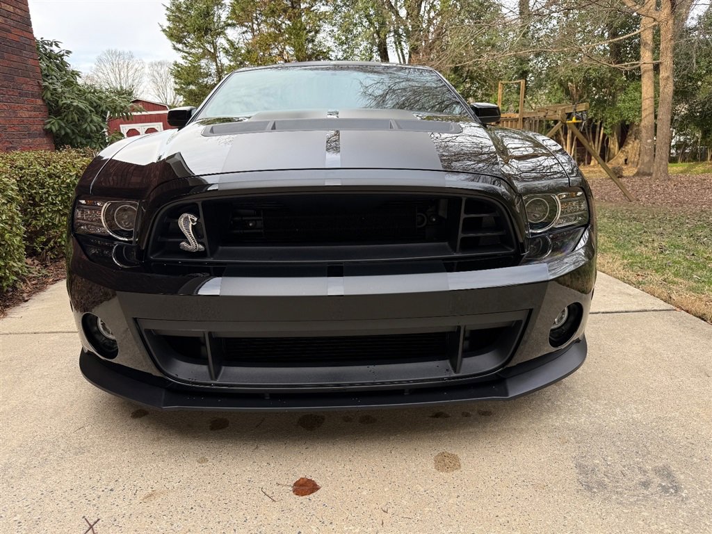 Used 2013 Ford Mustang Shelby GT500 RWD image 11