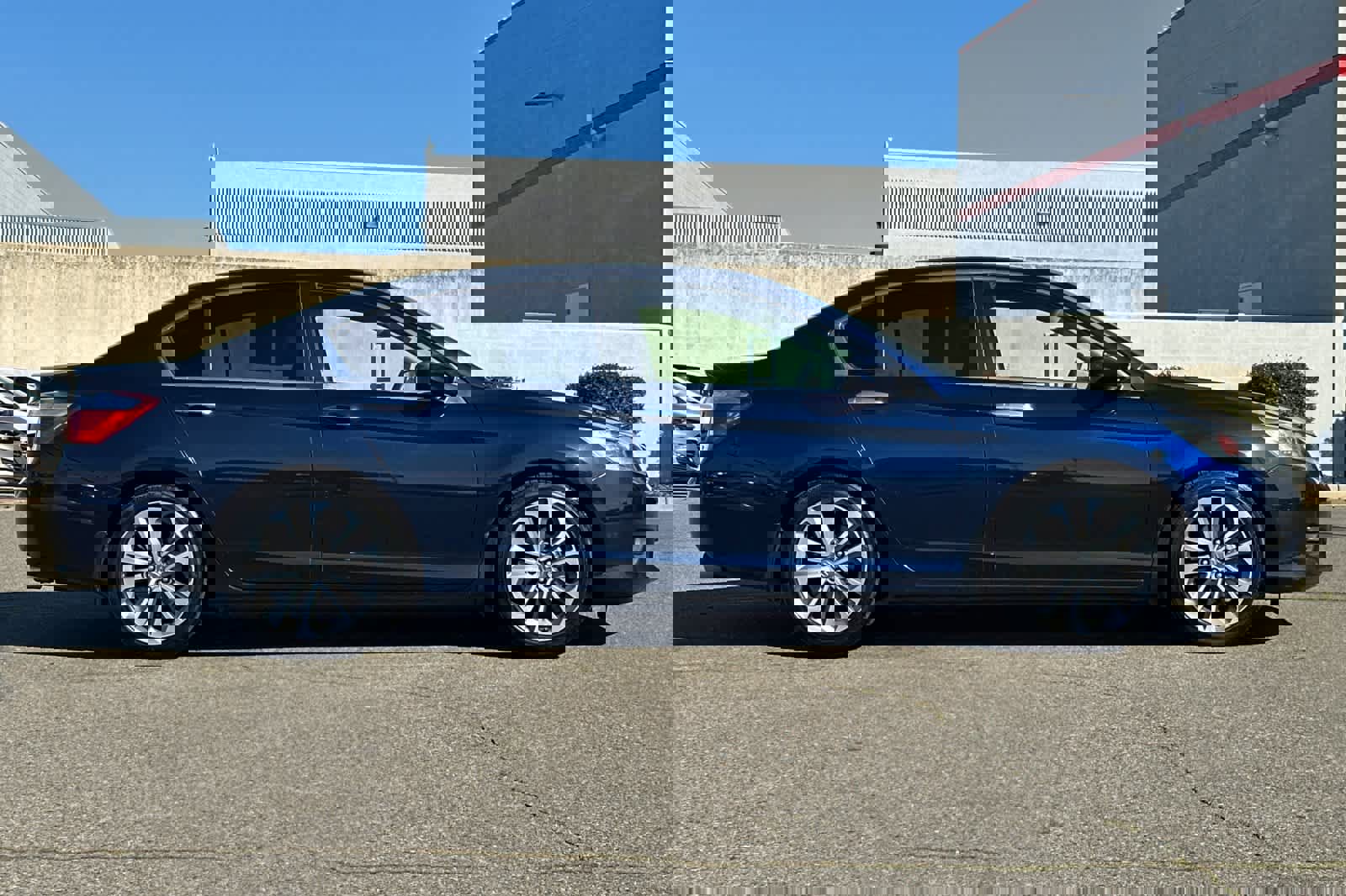 Used 2015 Honda Accord Sport image 6