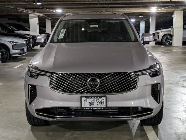 New 2026 Volvo XC90 T8 Plus w/ Protection Package AWD/4WD image 8