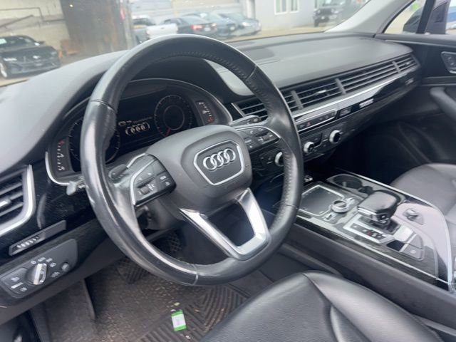 Used 2019 Audi Q7 3.0T Premium image 10