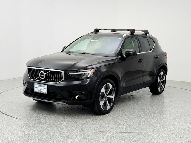Used 2023 Volvo XC40 B5 Ultimate w/ Climate Package