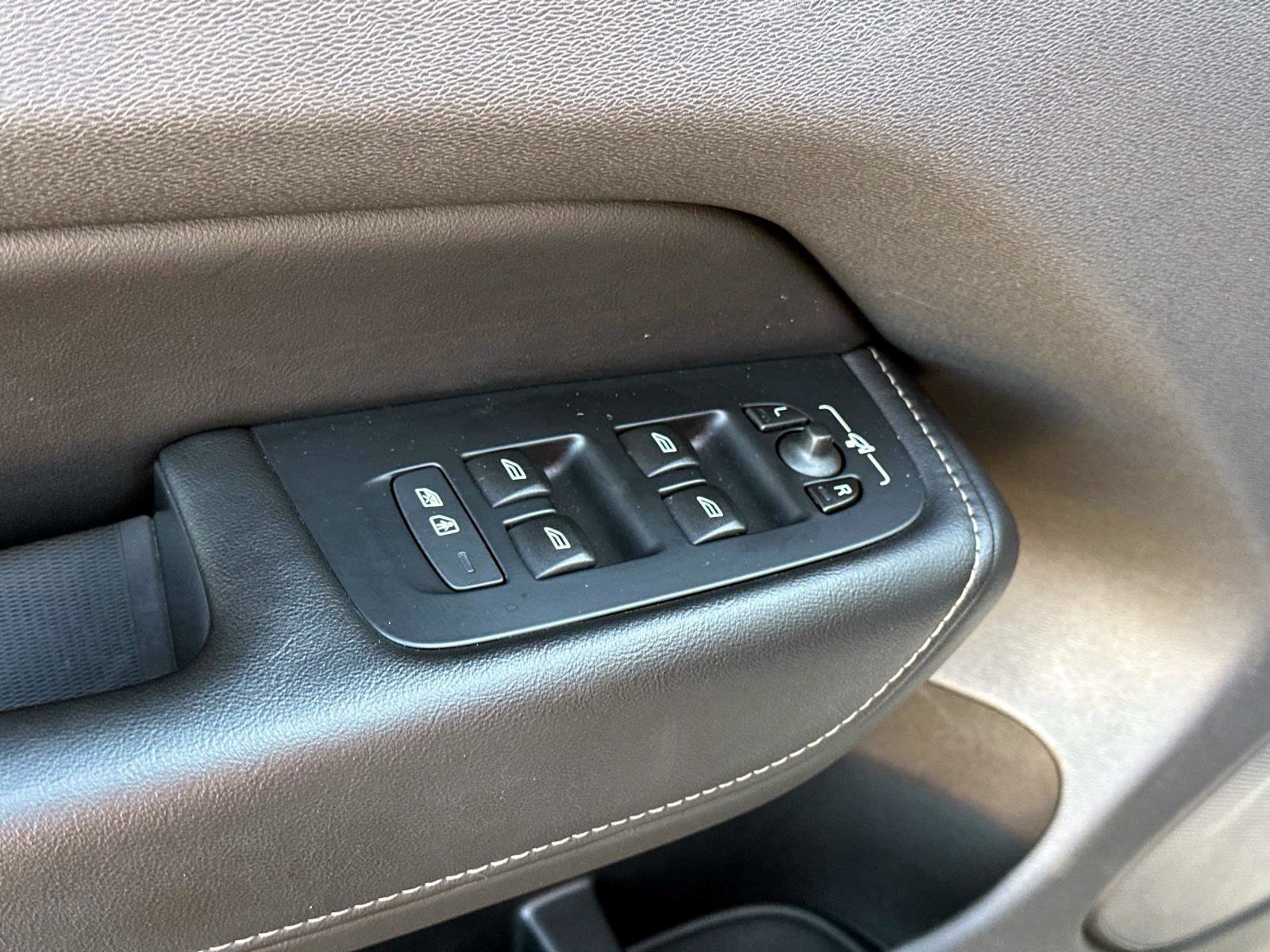 Used 2021 Volvo XC60 T5 Inscription w/ Protection Package Premier image 19