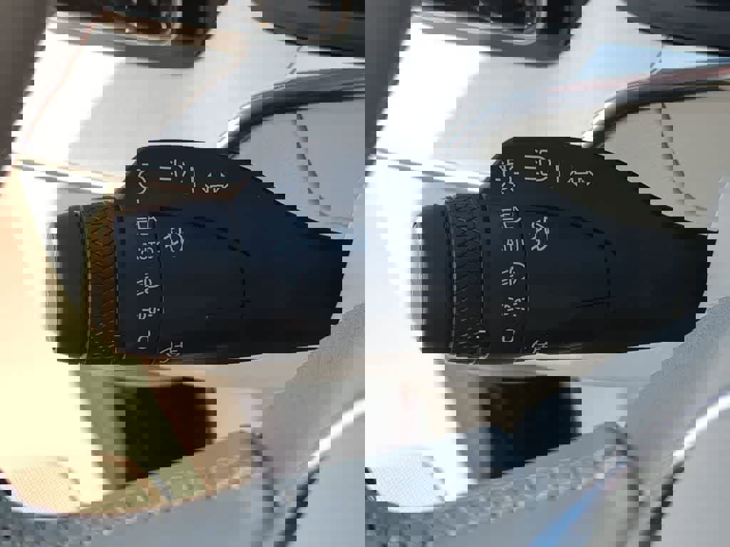 Used 2026 Volvo XC60 B5 Ultra w/ Protection Package Premier image 25