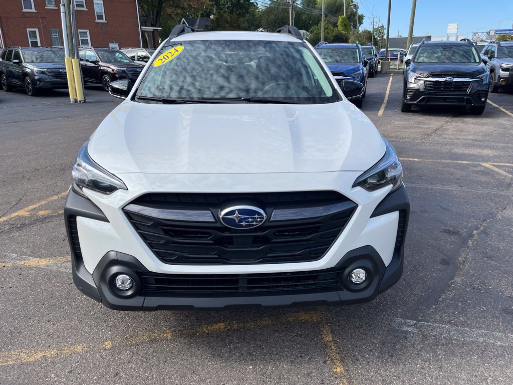 Certified 2024 Subaru Outback Premium AWD/4WD image 9