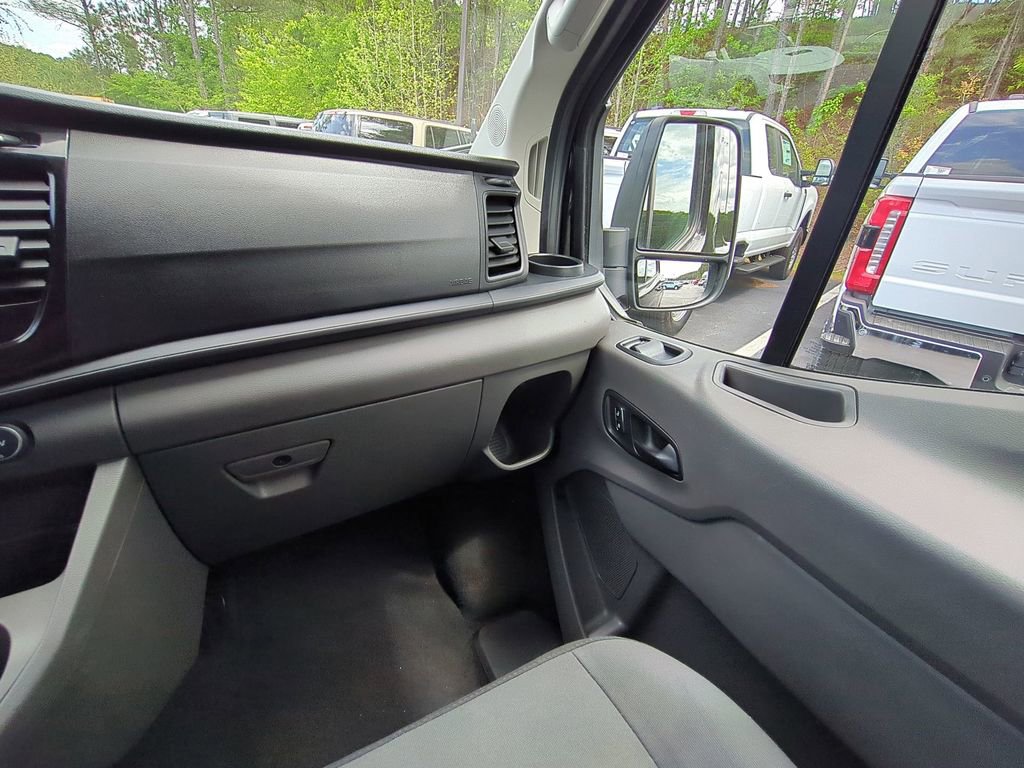 Used 2023 Ford Transit 350 XLT image 22