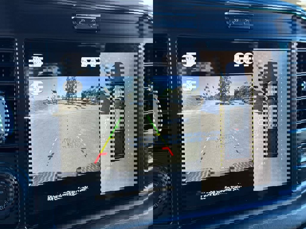 New 2026 Ford F350 Platinum w/ FX4 Off-Road Package image 10