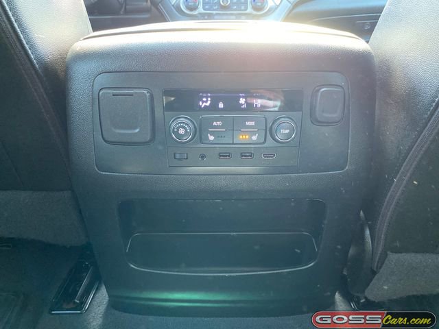 Used 2019 Chevrolet Tahoe LT w/ LT Signature Package image 24