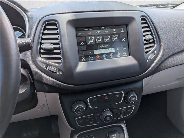 Used 2021 Jeep Compass Latitude w/ Convenience Group FWD image 14
