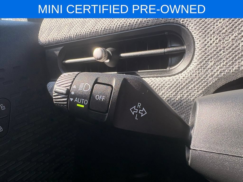 Certified 2025 MINI Cooper S FWD image 28