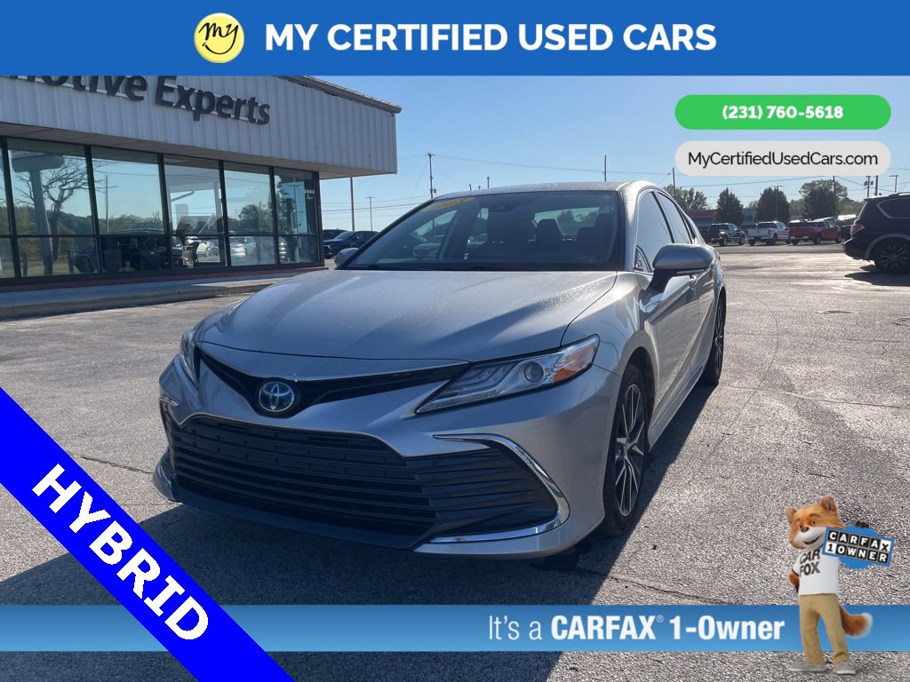 Used 2023 Toyota Camry XLE image 1