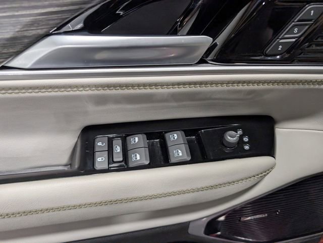 Used 2024 Jeep Wagoneer L Series III w/ Premium Group I image 14