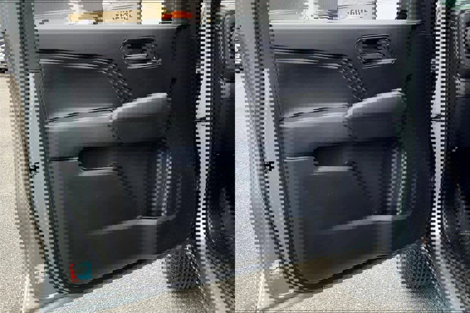 Used 2023 Chevrolet Colorado W/T image 20