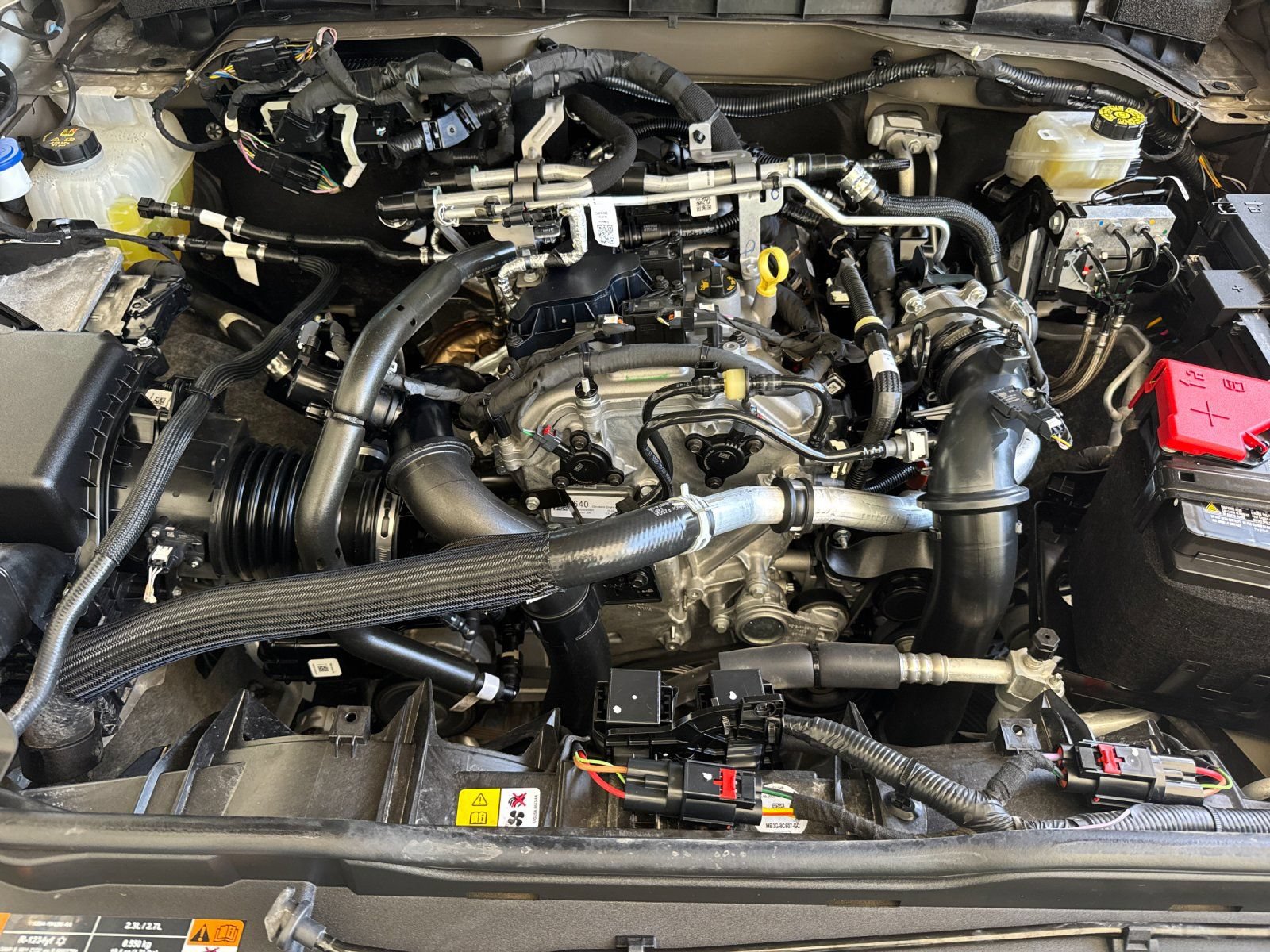 Used 2025 Ford Bronco Outer Banks AWD/4WD image 40