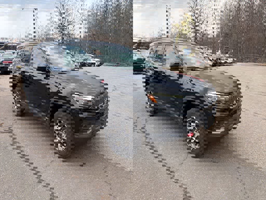 Used 2022 Jeep Compass Trailhawk w/ Trailhawk Elite Group image 23