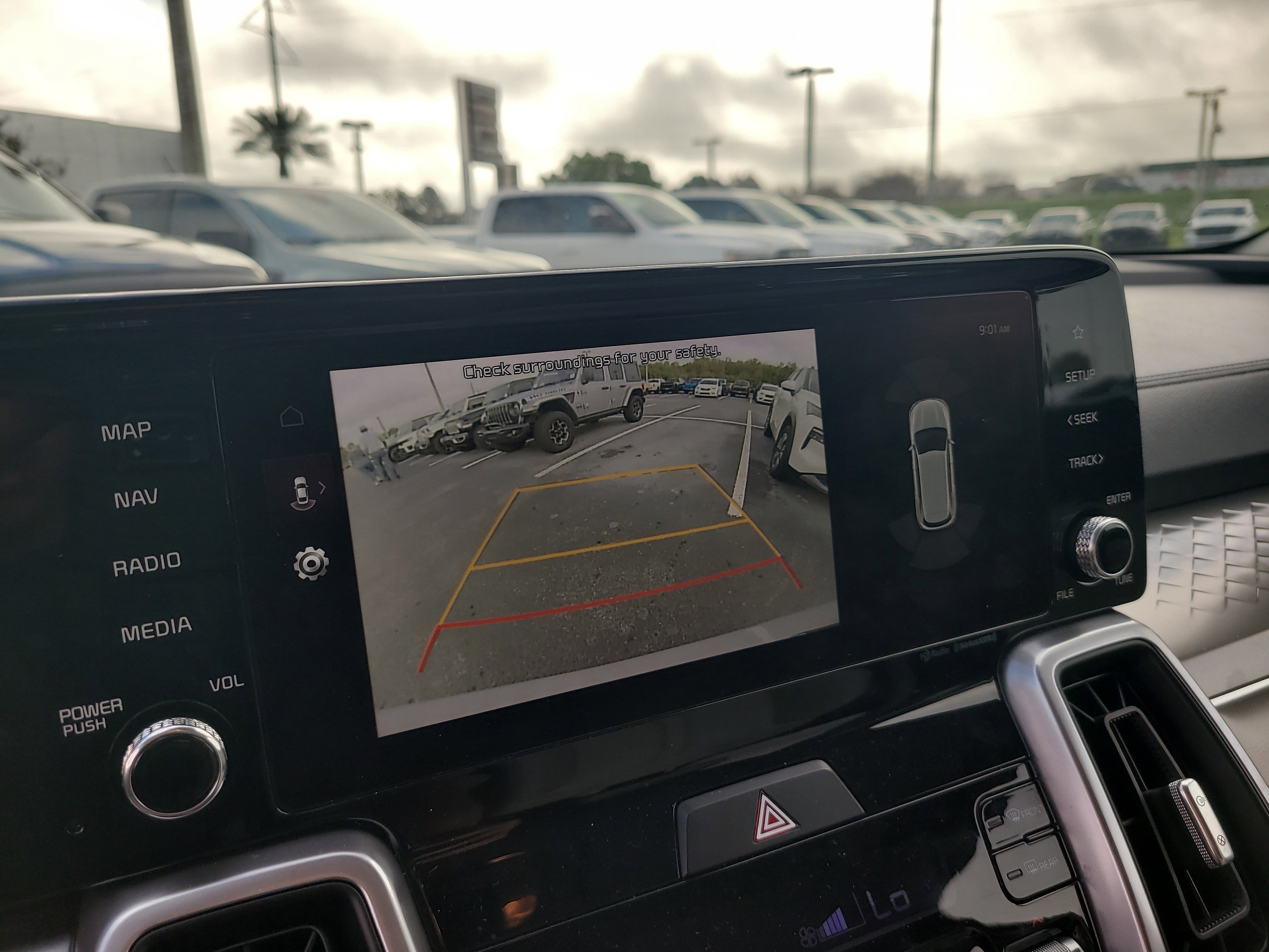 Used 2023 Kia Sorento EX image 23