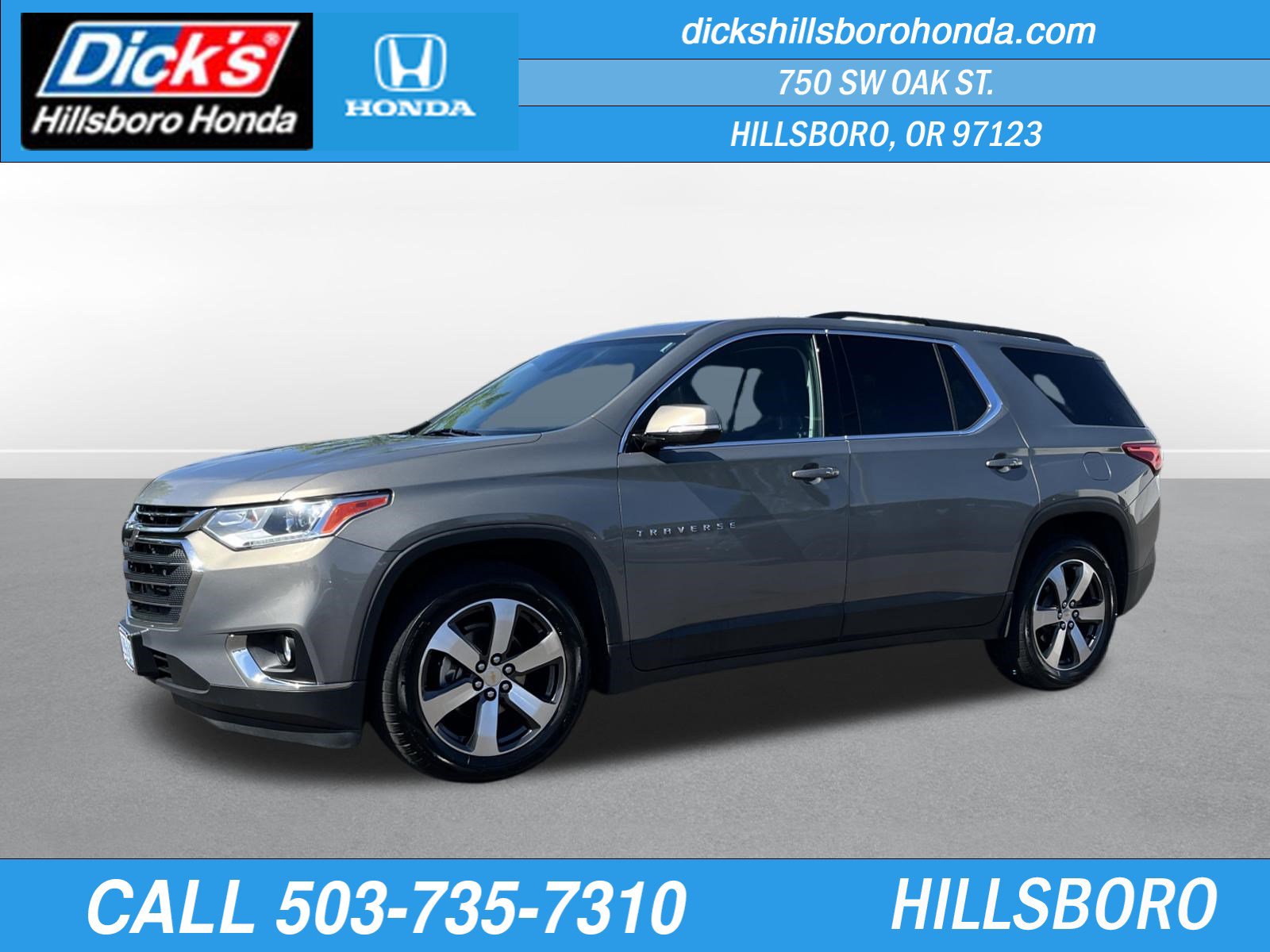 Used 2019 Chevrolet Traverse LT w/ LT Premium Package AWD/4WD image 1