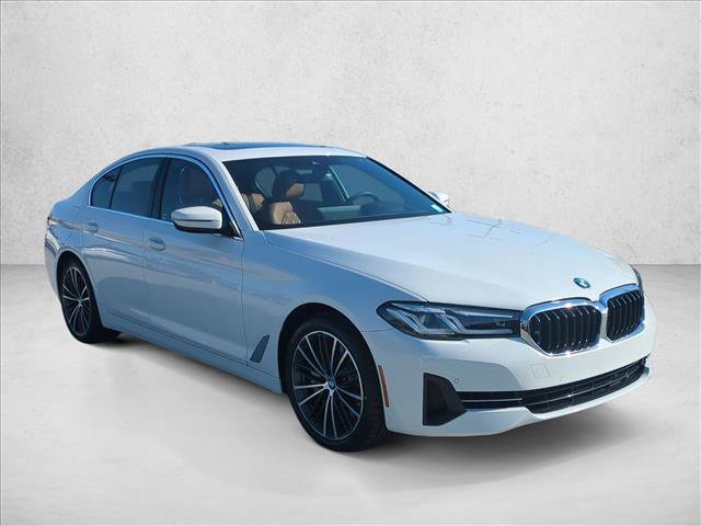 Used 2023 BMW 540i w/ Premium Package image 3