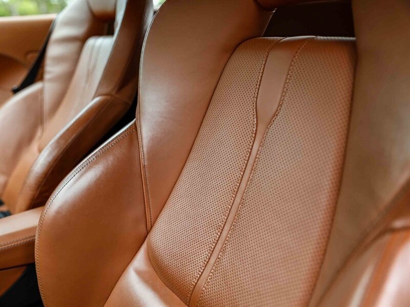 Used 2016 McLaren 570S Coupe RWD image 31
