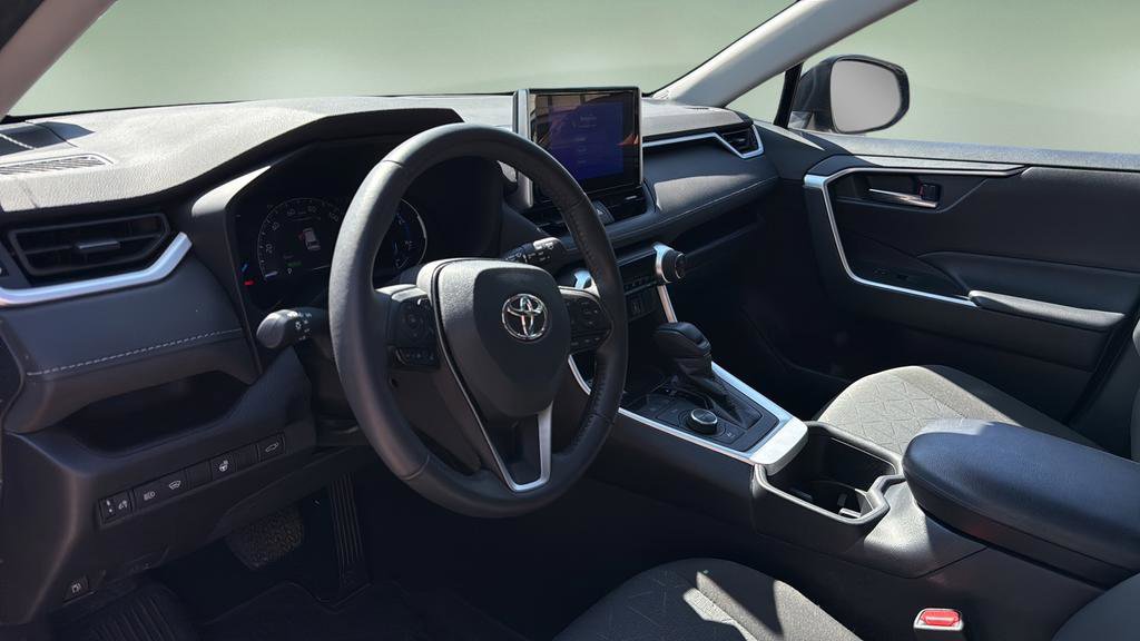 Used 2023 Toyota RAV4 XLE image 11