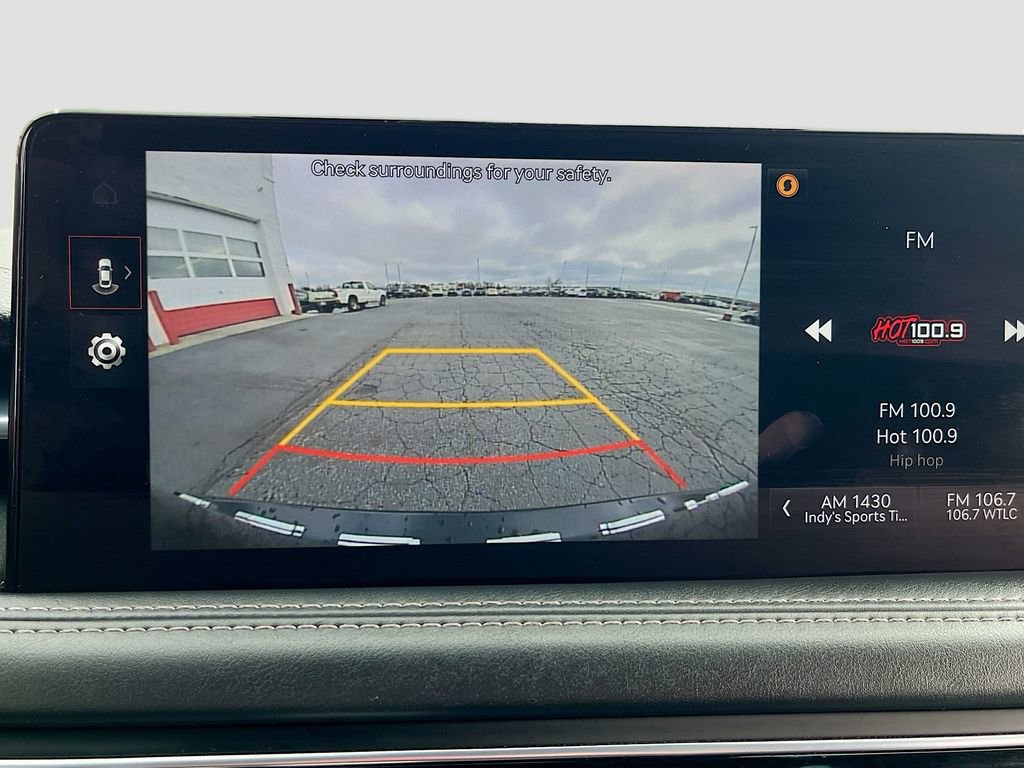 Used 2023 Genesis G70 2.0T image 14