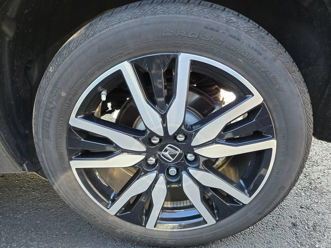 Used 2021 Honda Pilot Touring image 11