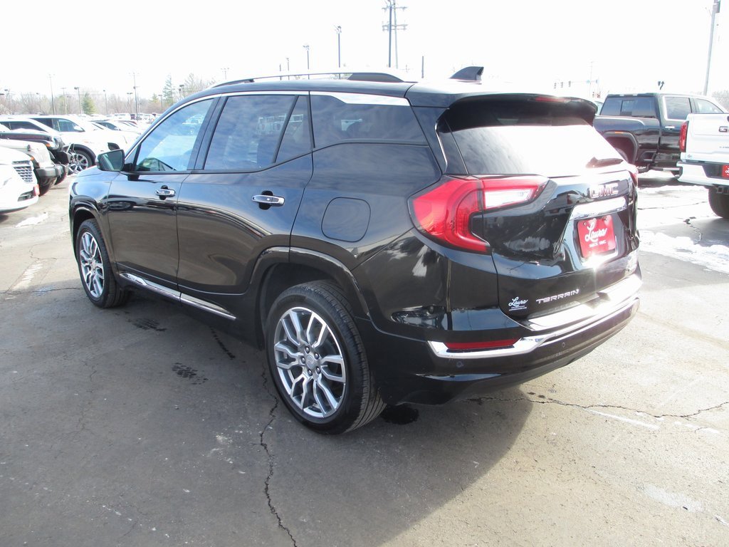 Certified 2024 GMC Terrain Denali image 8
