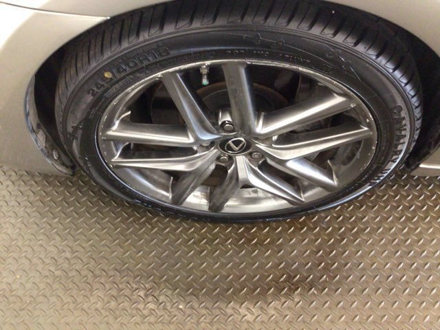 Used 2017 Lexus IS 200t F Sport w/ F Sport Package RWD image 27