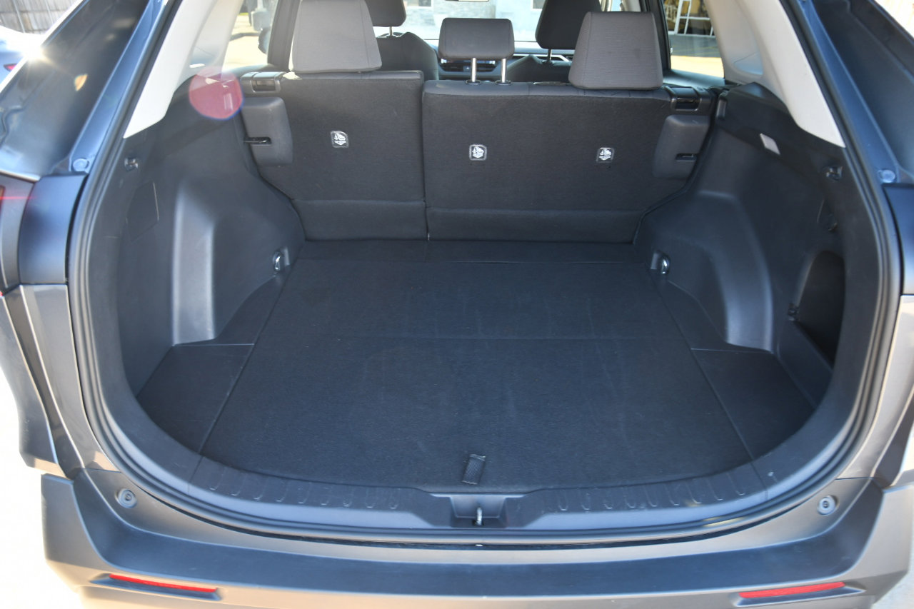 Used 2024 Toyota RAV4 XLE image 7