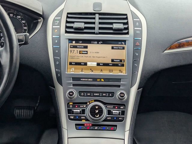 Used 2019 Lincoln MKZ Reserve image 16