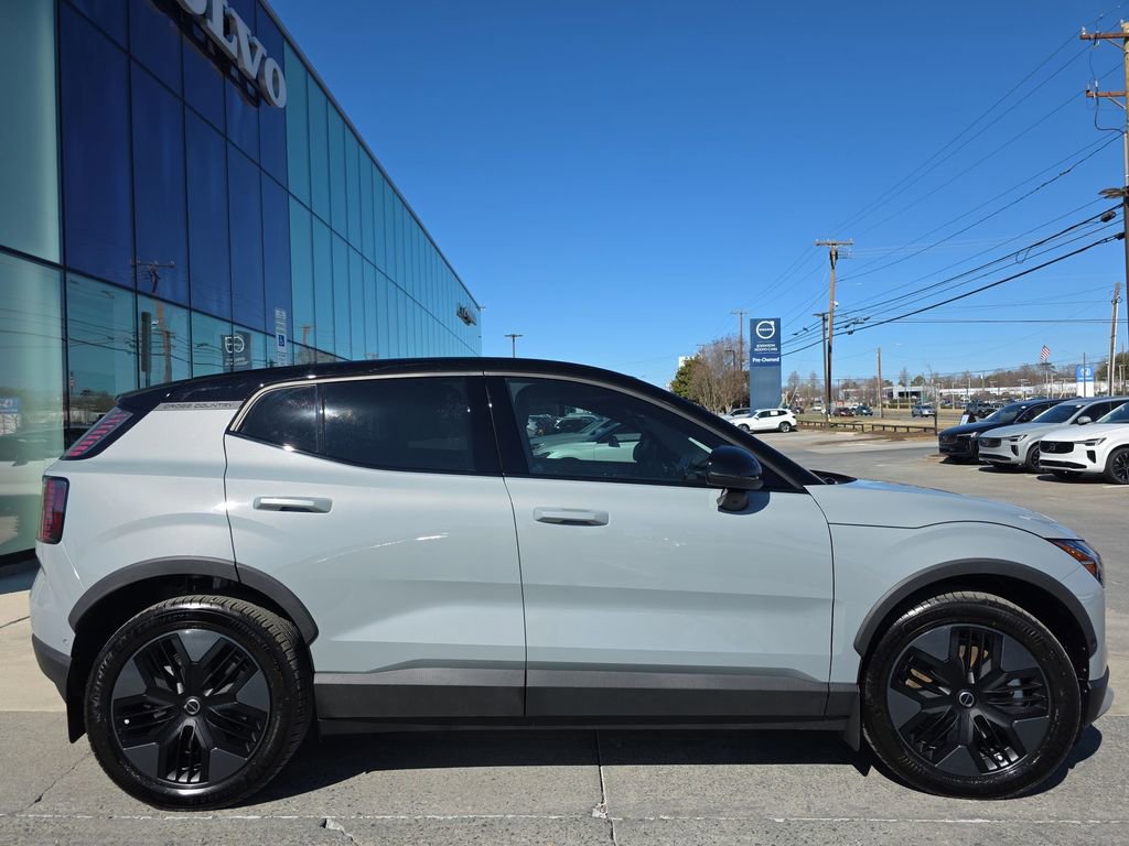 New 2026 Volvo EX30 Cross Country Ultra w/ Protection Package Premier image 4