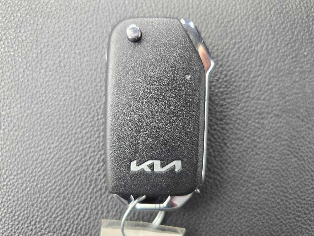 Used 2023 Kia Forte LXS FWD image 21