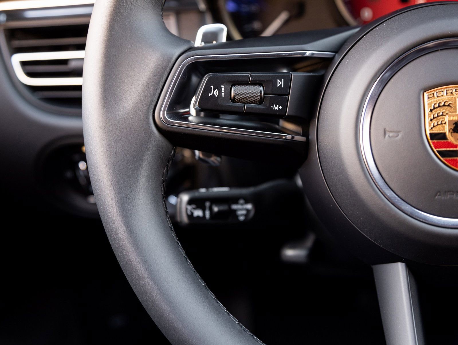 New 2026 Porsche Macan GTS image 15