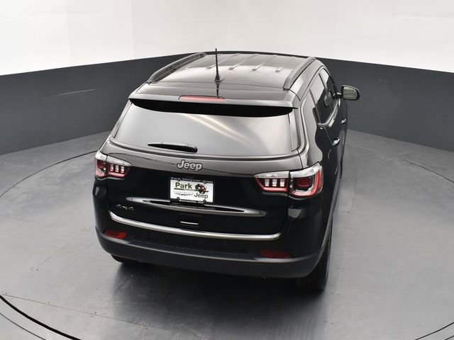 New 2026 Jeep Compass Limited AWD/4WD image 17