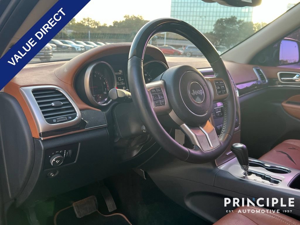 Used 2012 Jeep Grand Cherokee Overland Summit RWD image 16