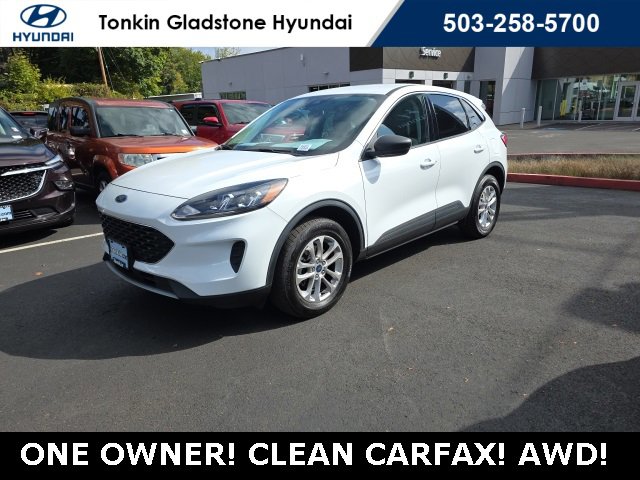 Used 2022 Ford Escape SE image 3