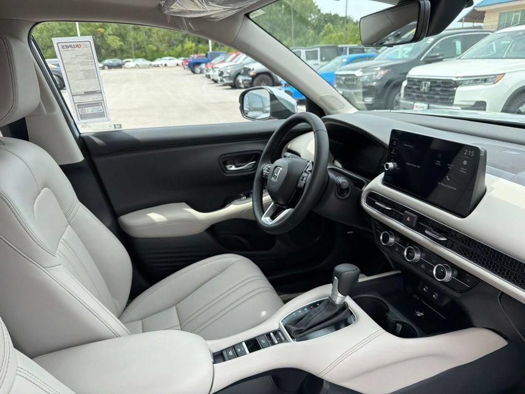 New 2027 Honda HR-V EX-L image 13