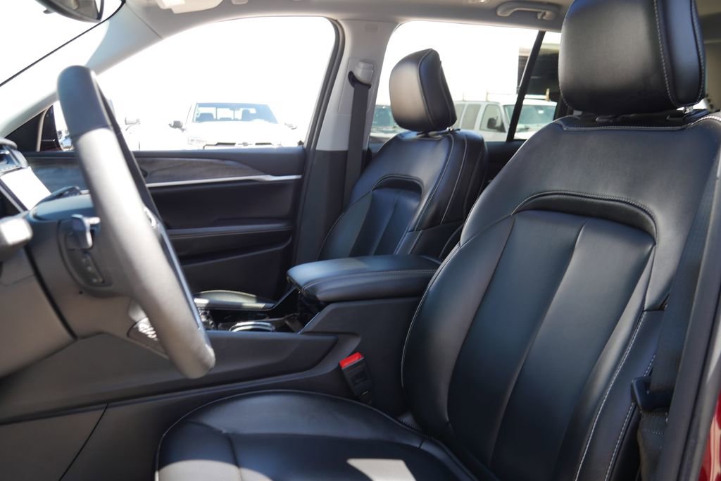 Used 2023 Jeep Grand Cherokee Limited image 9