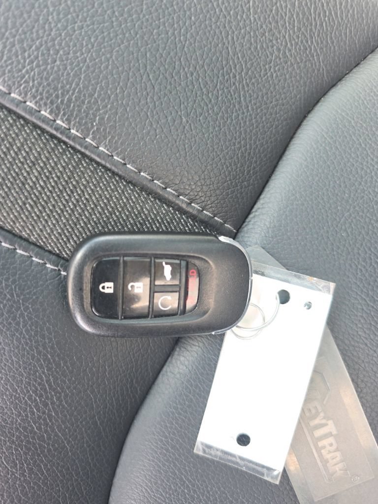 Used 2024 Honda Pilot Touring image 36