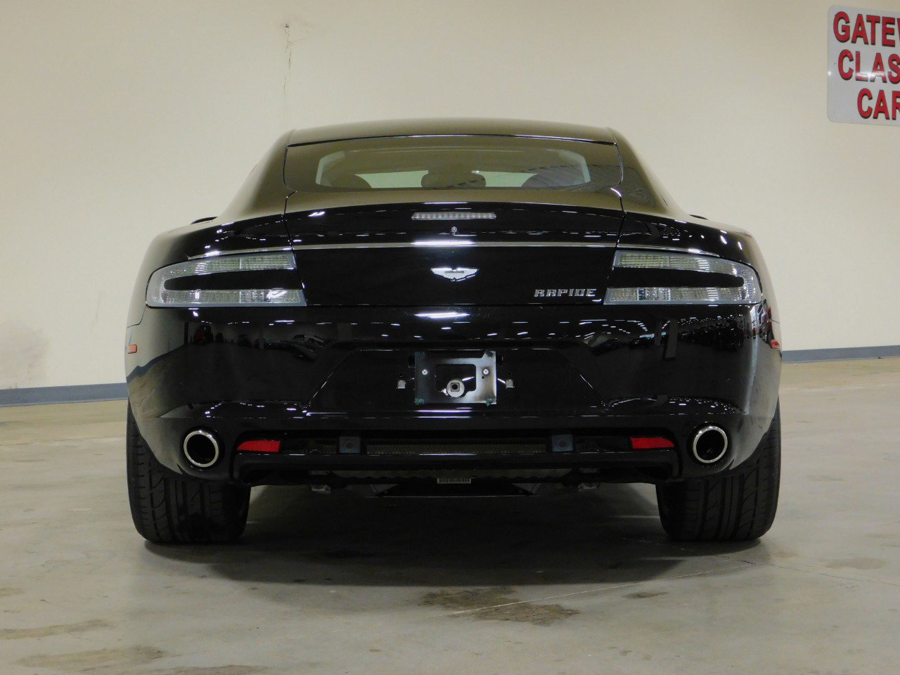 Used 2011 Aston Martin Rapide image 3