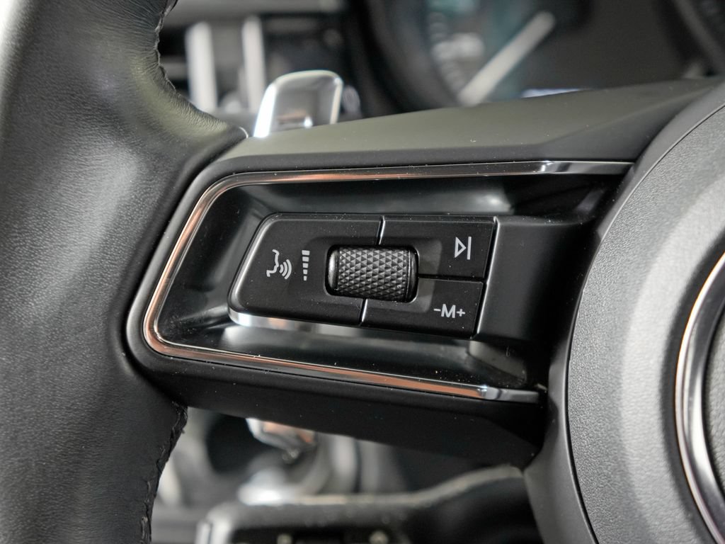 Certified 2023 Porsche Macan Turbo AWD/4WD image 24