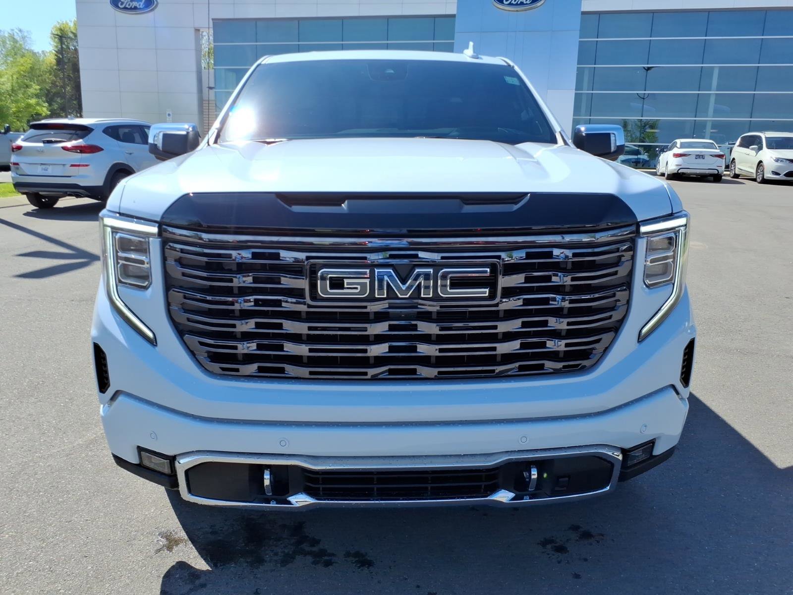 Used 2026 GMC Sierra 1500 Denali Ultimate image 8