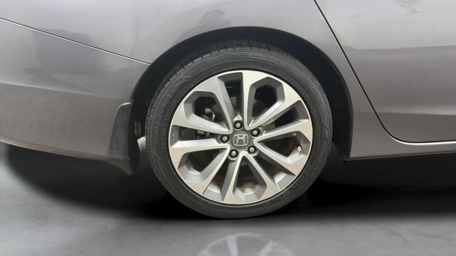 Used 2014 Honda Accord Sport image 25