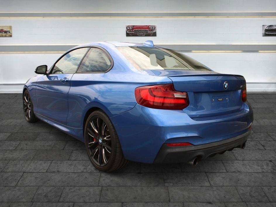 Used 2015 BMW M235i Coupe w/ Premium Package RWD image 4