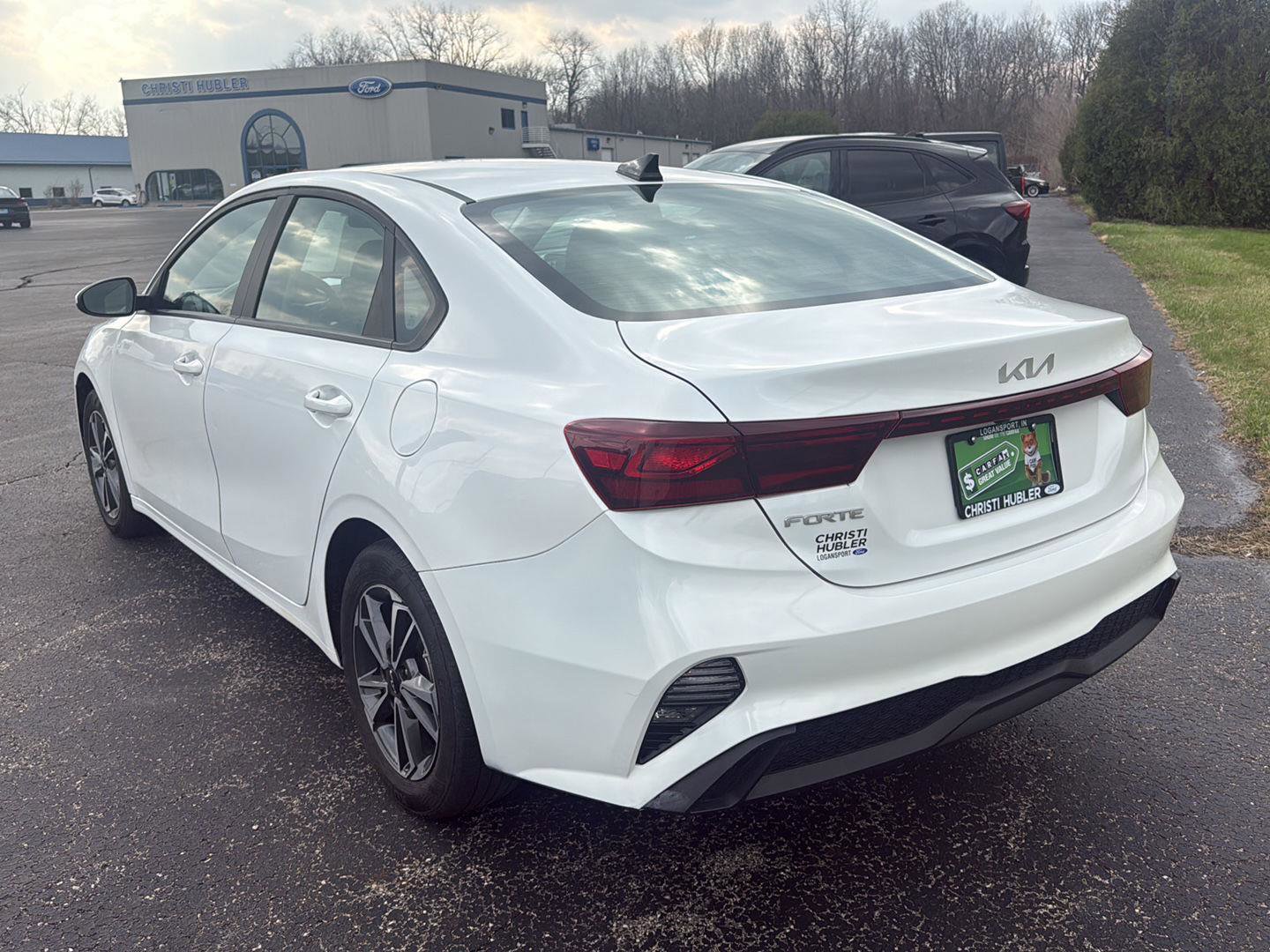 Used 2024 Kia Forte LXS image 7