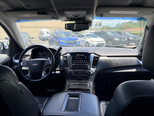 Used 2017 Chevrolet Suburban Premier RWD image 21
