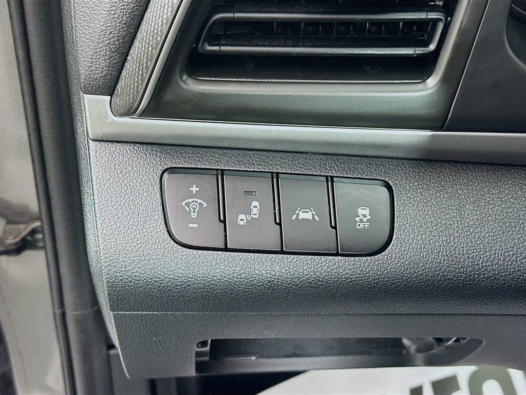 Used 2020 Hyundai Elantra SEL w/ Cargo Package (C1) image 10