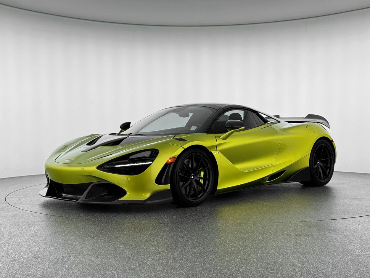 Used 2022 McLaren 720S Performance image 1