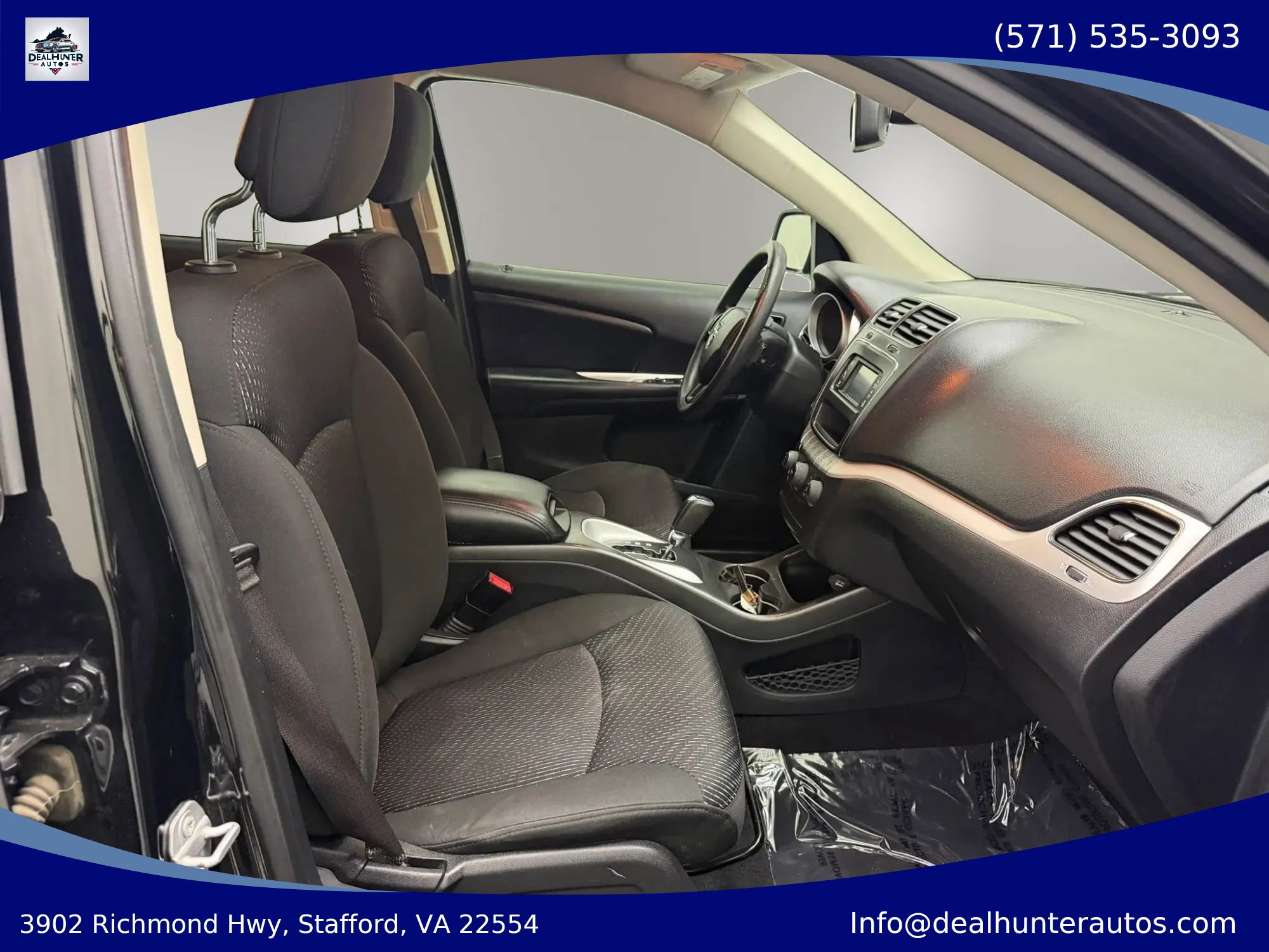 Used 2019 Dodge Journey SE w/ Blacktop Package FWD image 16
